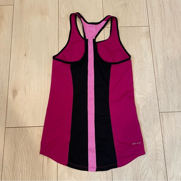 Nike running tank - Picture 2 of 2